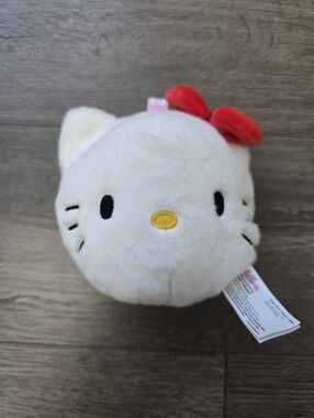 L.O.L. Surprise! Loves Hello Kitty & Friends Collaboration Plush Collection